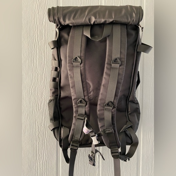 Mardingtop Tactical 40L Convertible Duffle/Backpack - Picture 7 of 8